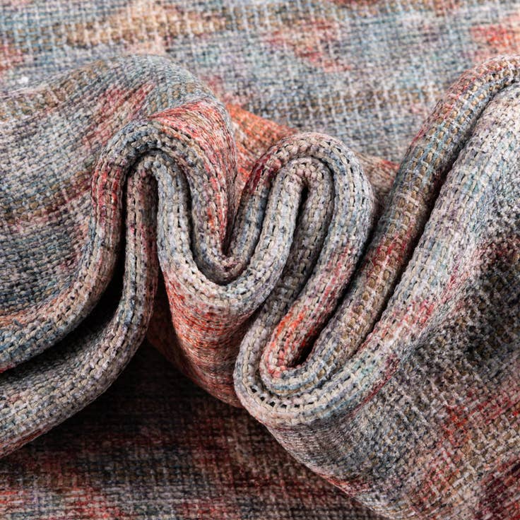 Detail image of 5' 3 x 5' 3 Washable Nostalgia Square Rug