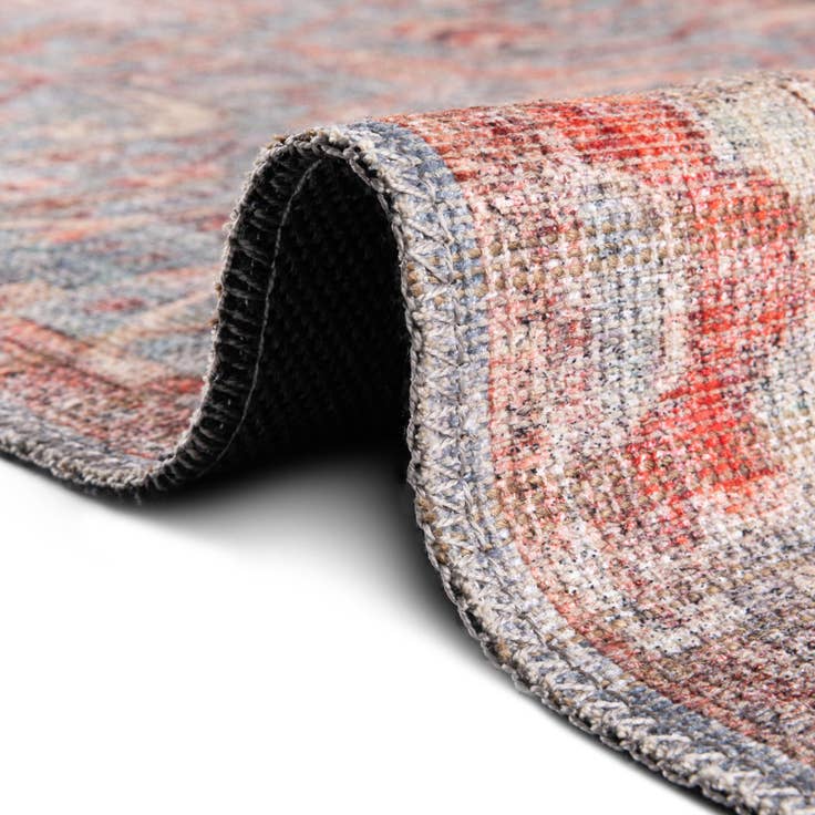 Detail image of 5' 3 x 5' 3 Washable Nostalgia Square Rug