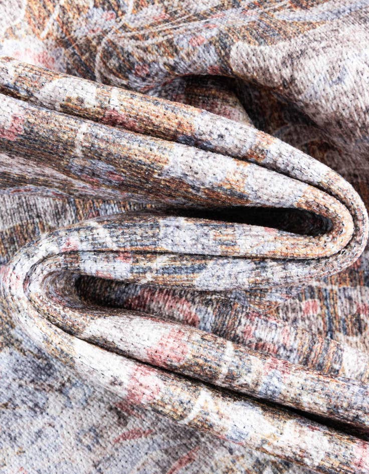 Detail image of 4' x 4' Yara Round Rug