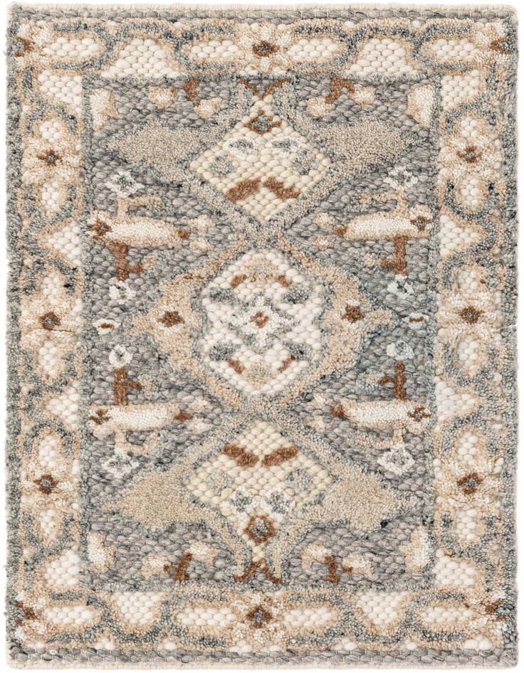 Detail image of 2' x 3' 1 Hand Knotted Sultan Signature Rug