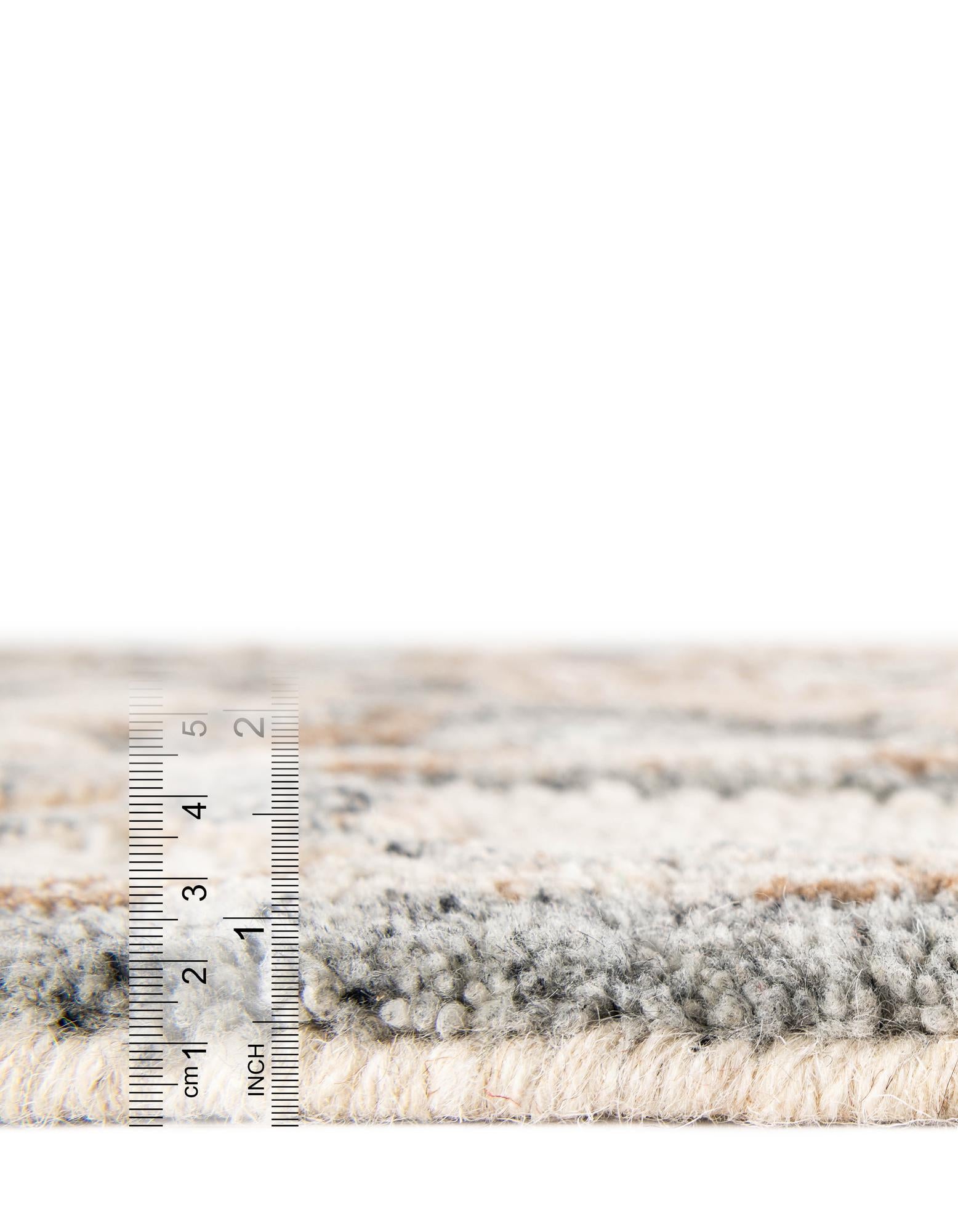 5' 1 x 8' Hand Knotted Sultan Signature Rug