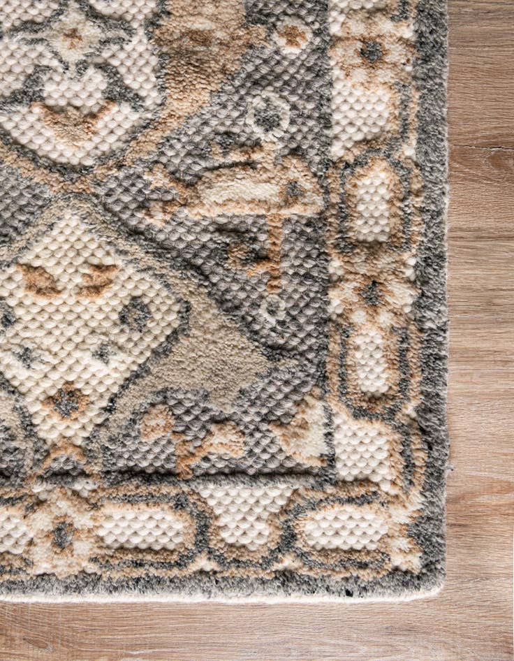 Detail image of 2' 7 x 12'  Hand Knotted Sultan Signature Runner Rug