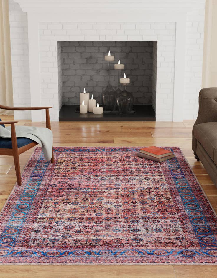 Detail image of 4' x 6' Washable Maahru Rug