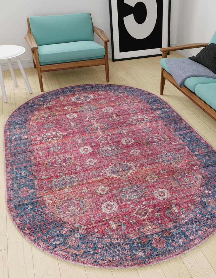 Detail image of 5' 3 x 8'  Washable Maahru Oval Rug