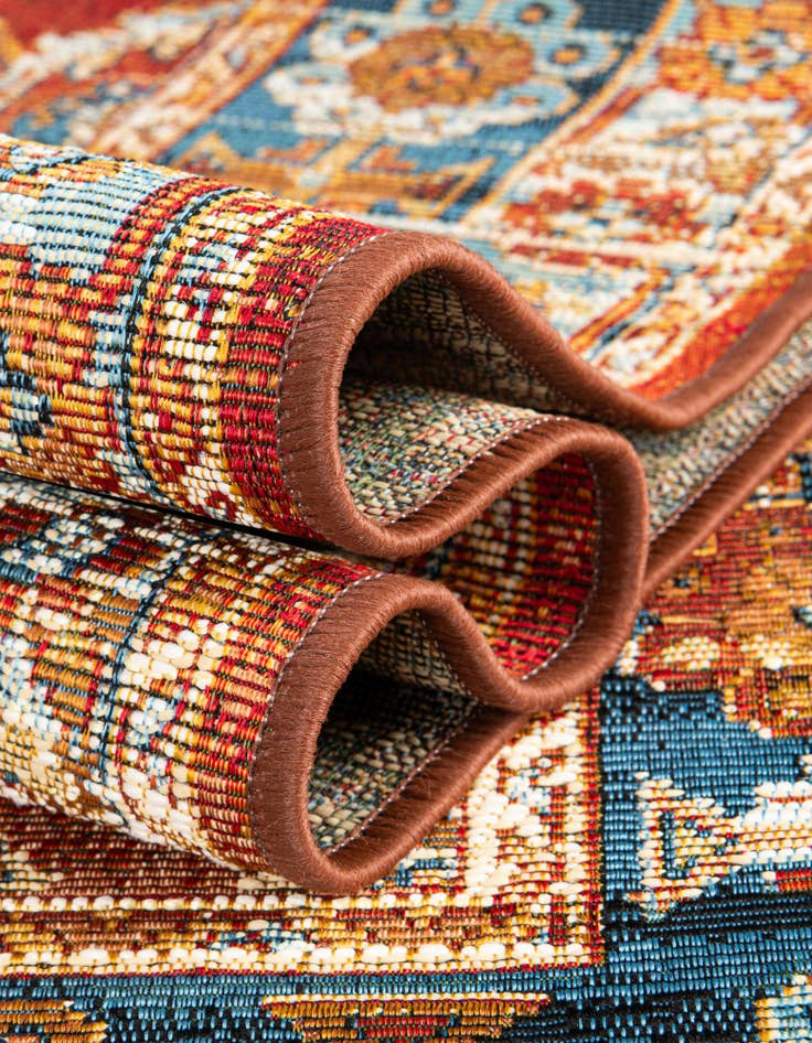 Detail image of 2' x 6'  Washable Traditional Indoor / Outdoor Runner Rug