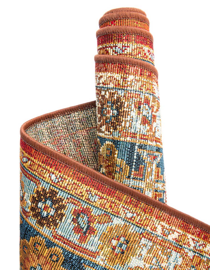 Detail image of 10' x 10'  Washable Traditional Indoor / Outdoor Square Rug