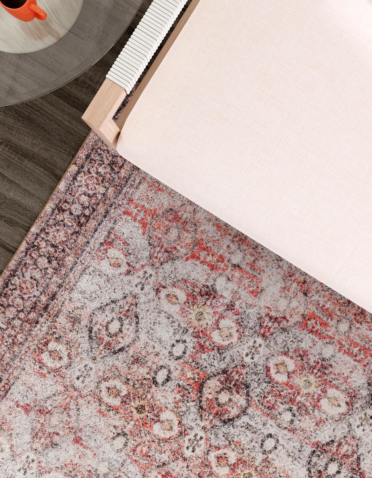 7' 10 x 7' 10 Washable Timeless Square Rug