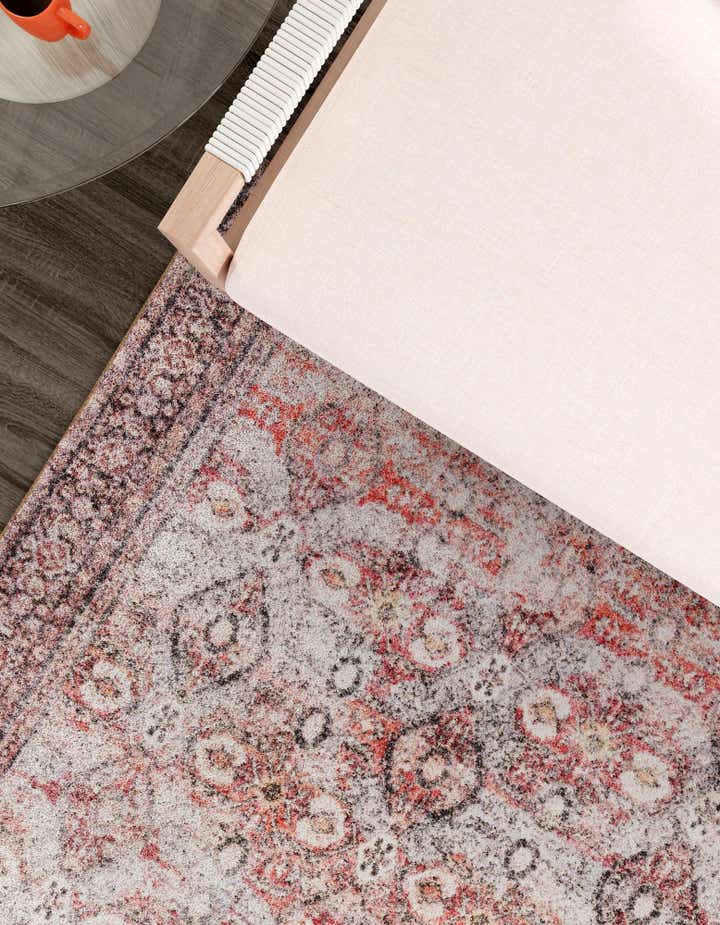 7' 10 x 7' 10 Washable Timeless Square Rug
