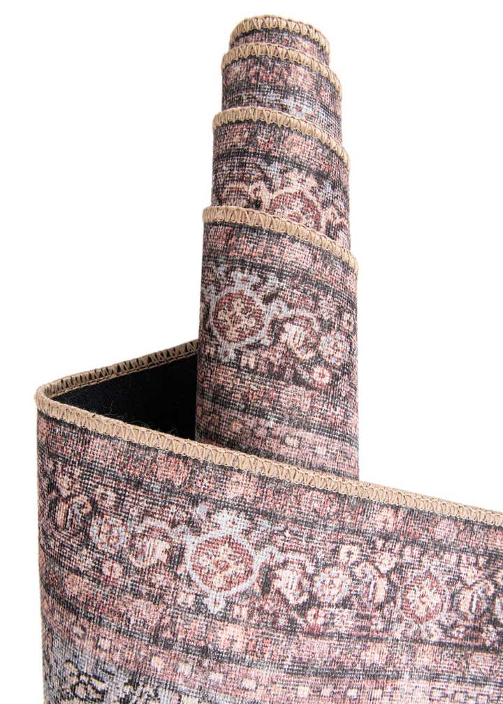 7' 10 x 7' 10 Washable Timeless Square Rug