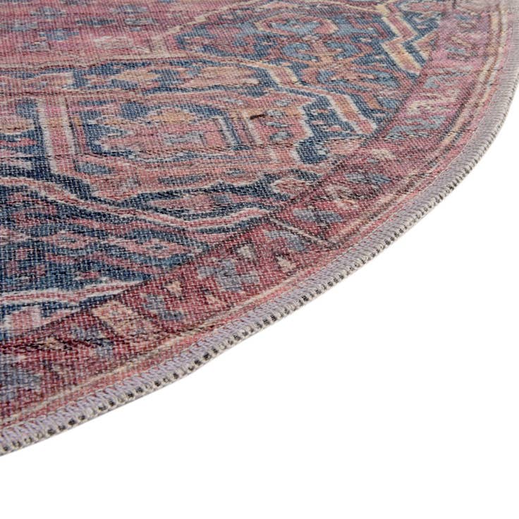 Detail image of 2' x 3' Washable Maahru Oval Rug