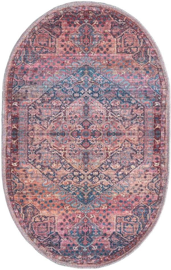 Detail image of 2' x 3' Washable Maahru Oval Rug