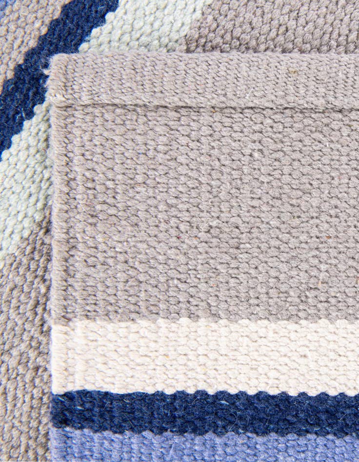 Detail image of 9' x 12' Hand Woven Flatweave Cotton Dhurrie Rug