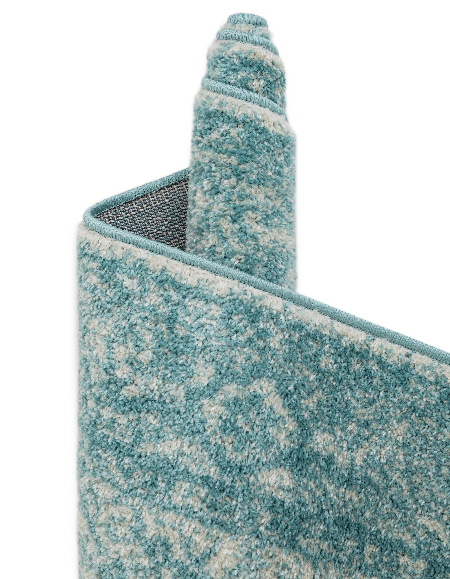 5' 3 x 8' Dover Oval Rug