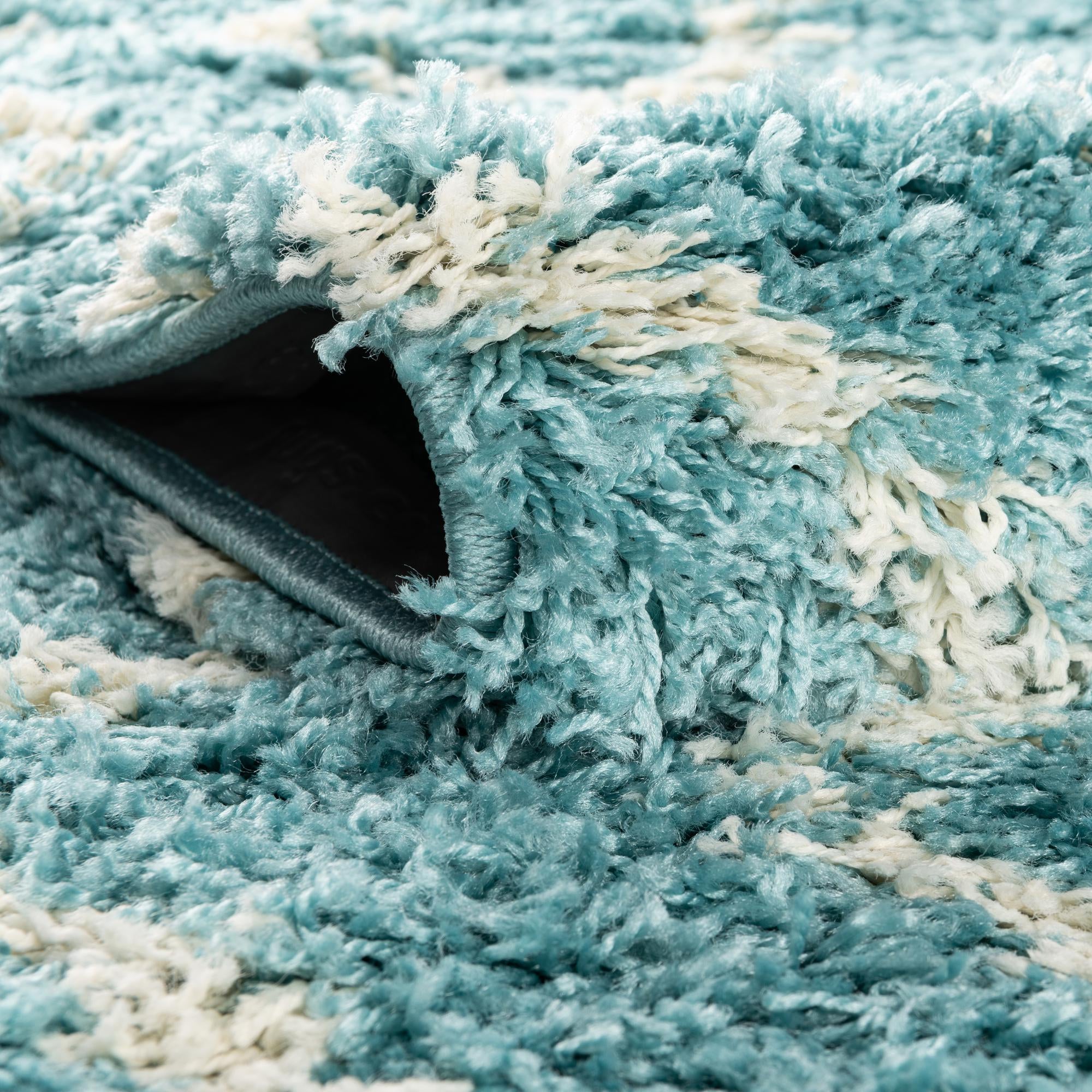 4' x 6' Lattice Shag Oval Rug
