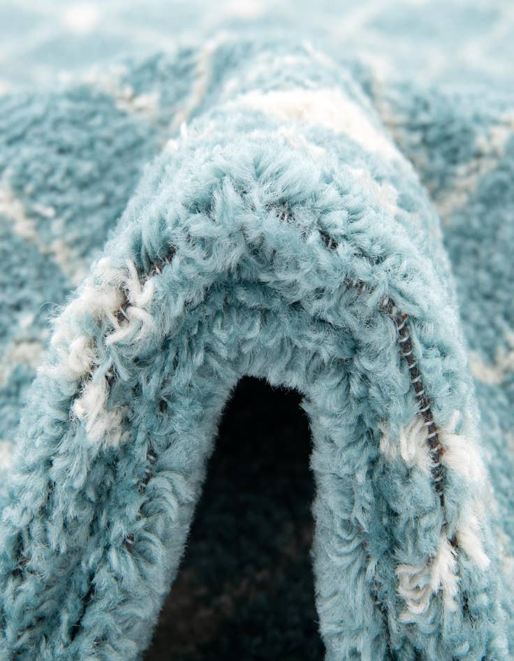 Detail image of 10' 8 x 14' Moroccan Trellis Rug