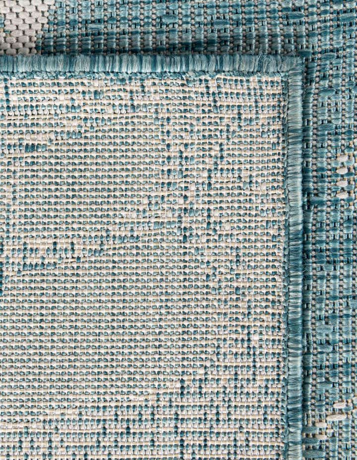 5' 3 x 8' Easy-Clean Coastal Indoor / Outdoor Rug