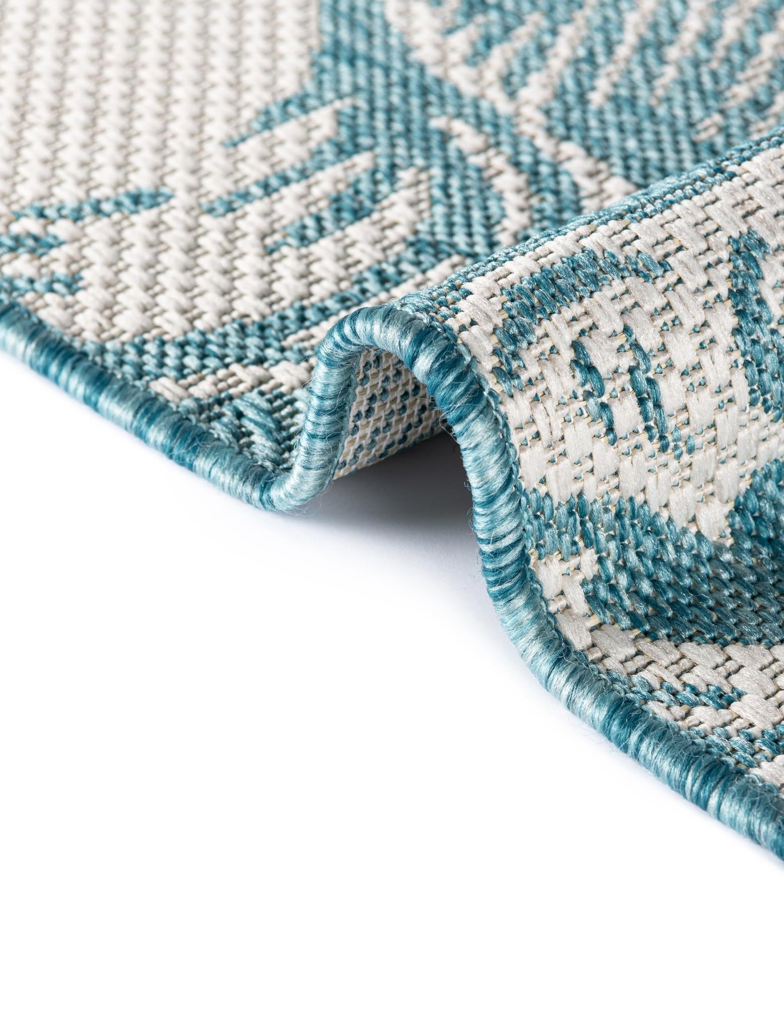 6' x 9' Easy-Clean Coastal Indoor / Outdoor Rug