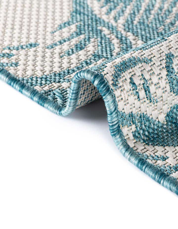 2' x 3' Easy-Clean Coastal Indoor / Outdoor Rug