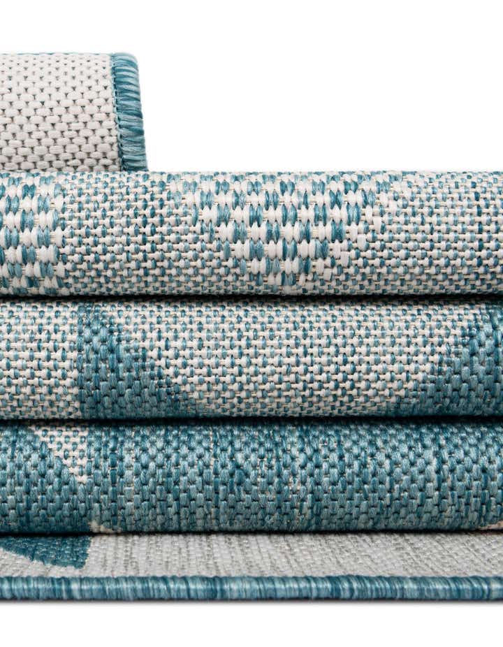 7' 10 x 10' Easy-Clean Modern Indoor / Outdoor Rug