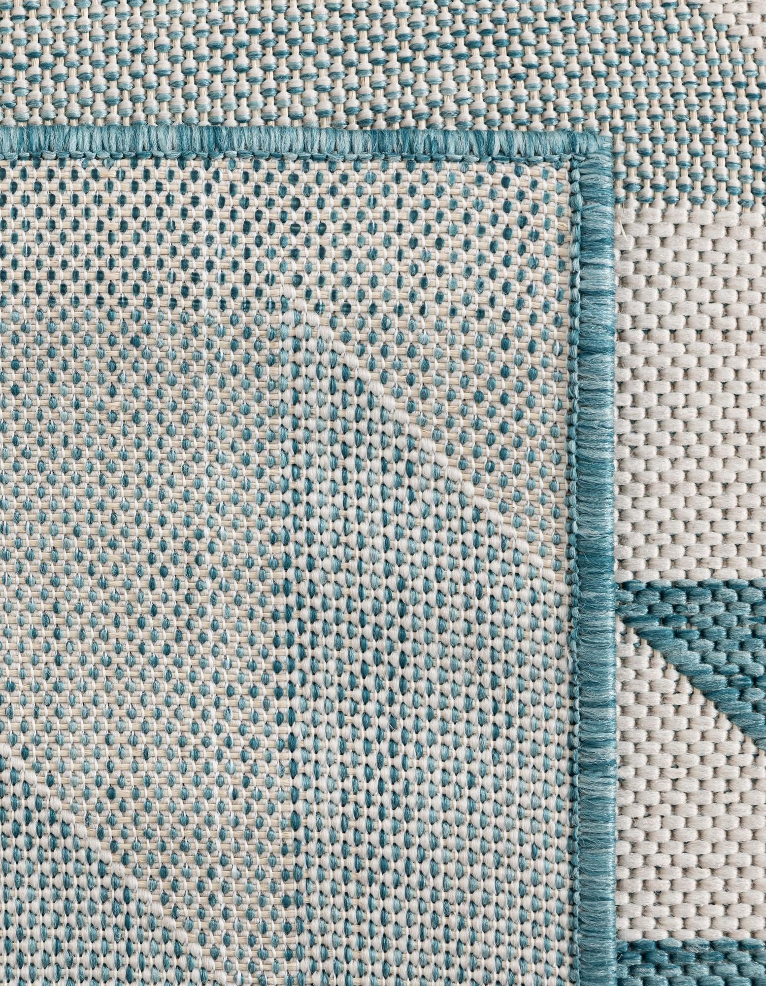 7' 10 x 10' Easy-Clean Modern Indoor / Outdoor Rug