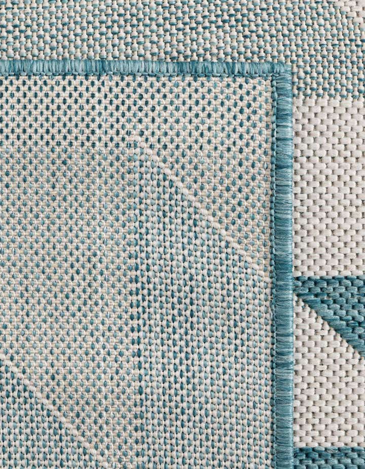 7' 10 x 10' Easy-Clean Modern Indoor / Outdoor Rug