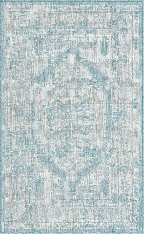 Detail image of 3' x 5' 3 Easy-Clean Traditional Indoor / Outdoor Rug