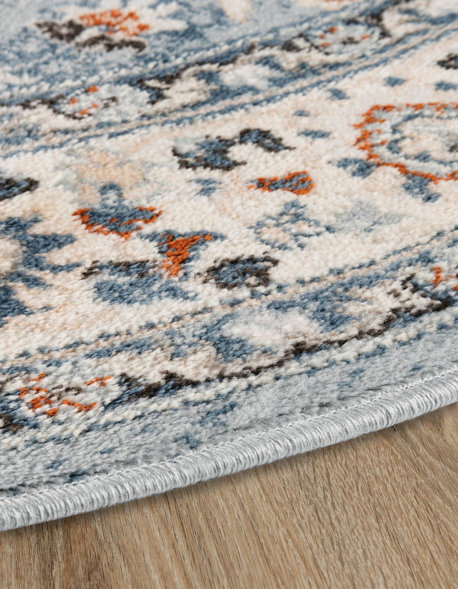5' 3 x 5' 3 Charlotte Round Rug