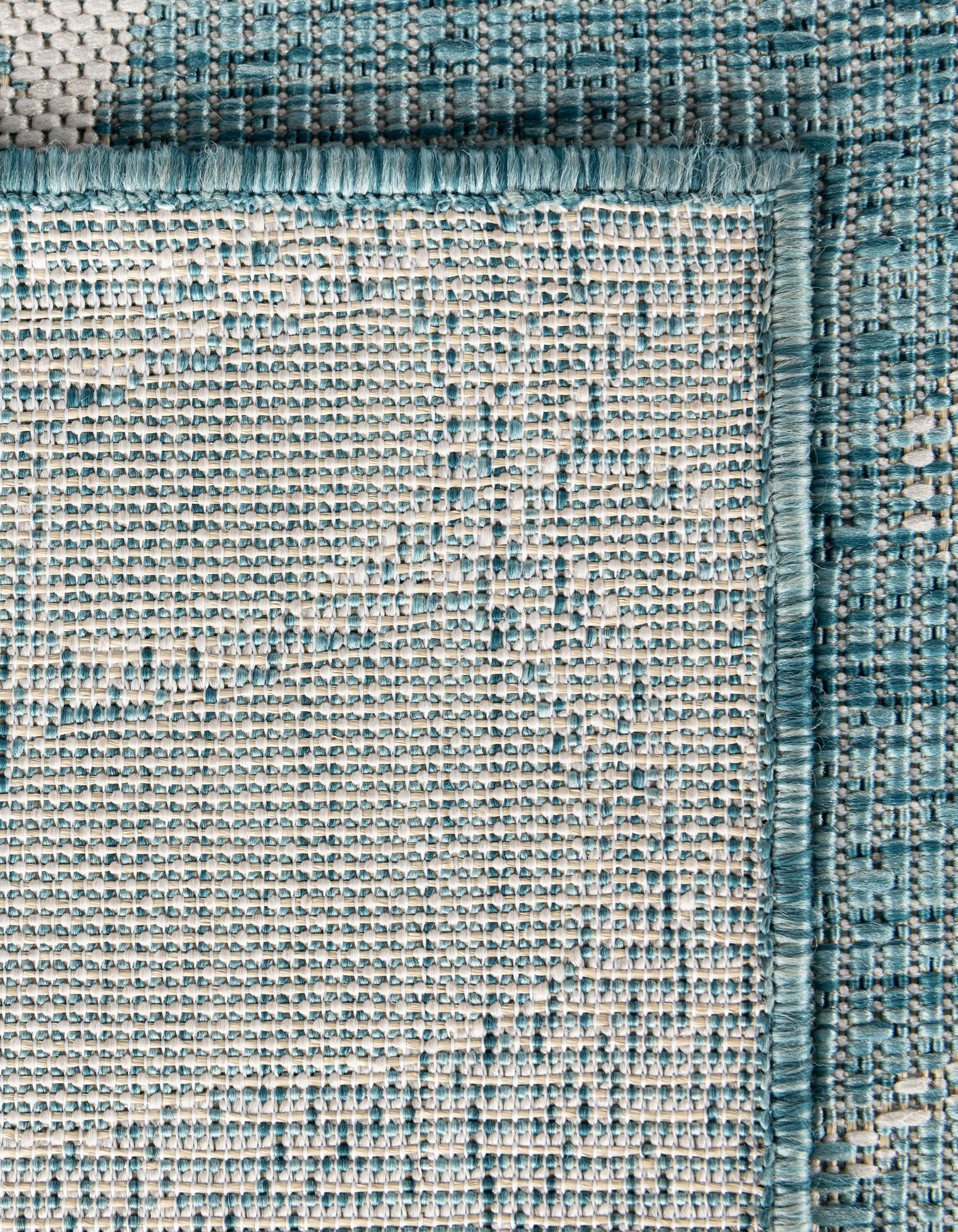 13' x 13' Easy-Clean Coastal Indoor / Outdoor Round Rug