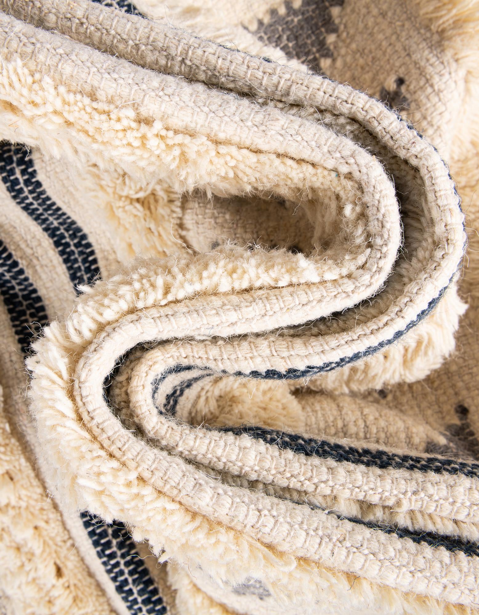 2' 2 x 6' 1 Hand Woven Arizona Wool Runner Rug