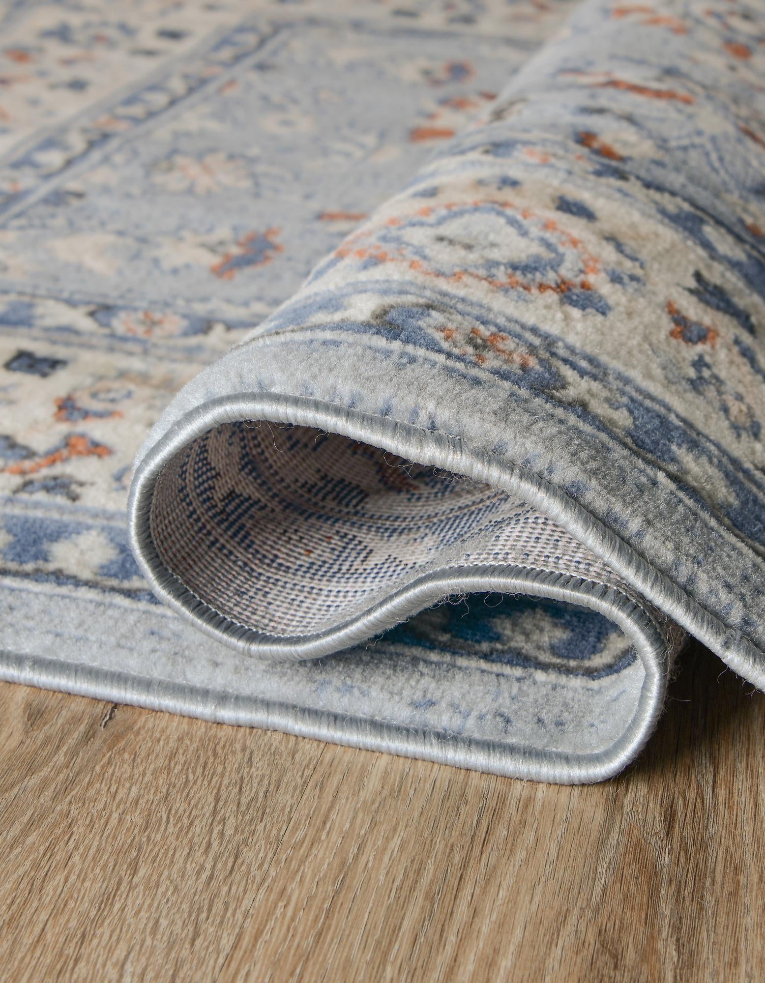 5' 3 x 5' 3 Charlotte Square Rug