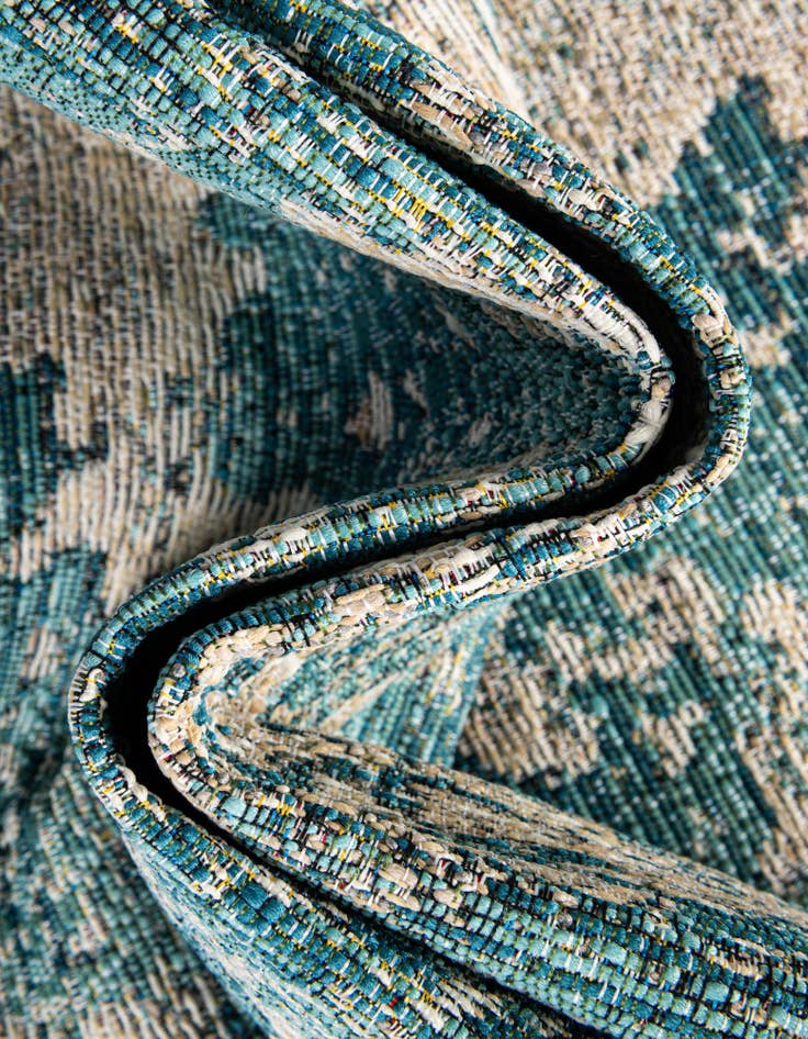 Detail image of 7' 10 x 7' 10  Washable Modern Indoor / Outdoor Square Rug