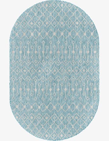 5' 3 x 8' Easy-Clean Lattice Indoor / Outdoor Oval Rug