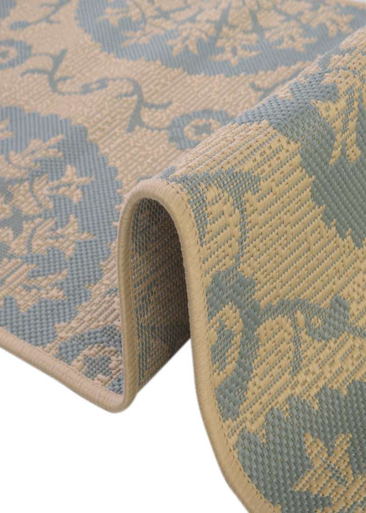 5' 3 x 8' Easy-Clean Botanical Indoor / Outdoor Rug