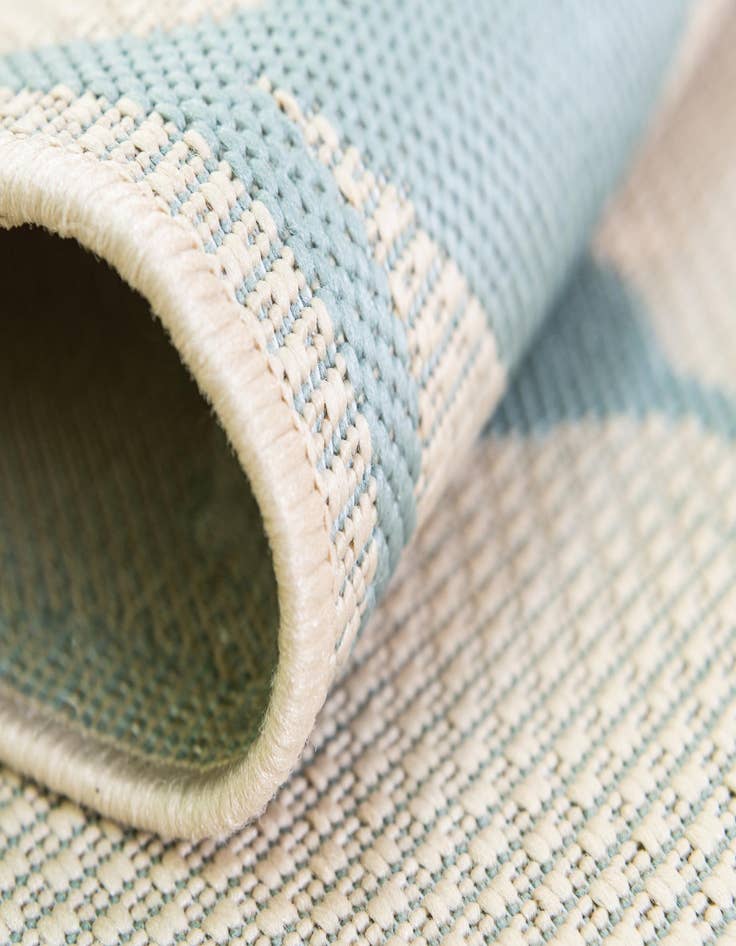 Detail image of 9' x 12'  Washable Botanical Indoor / Outdoor Rug