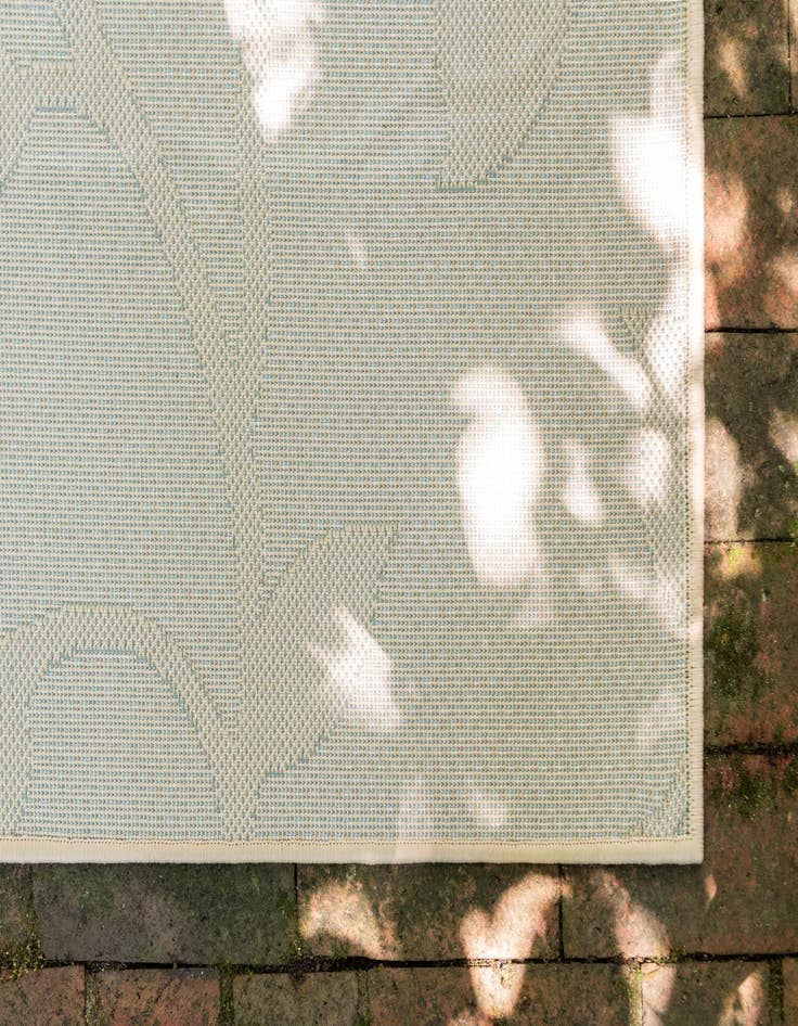 Detail image of 9' x 12'  Washable Botanical Indoor / Outdoor Rug