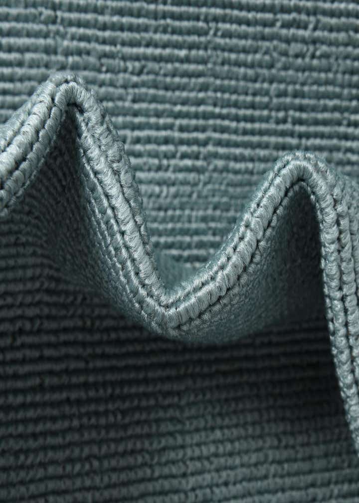 5' 3 x 8' Easy-Clean Coastal Indoor / Outdoor Rug
