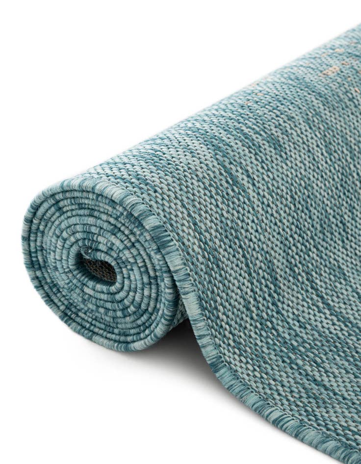 Detail image of 5' 3 x 8' Easy-Clean Modern Indoor / Outdoor Rug