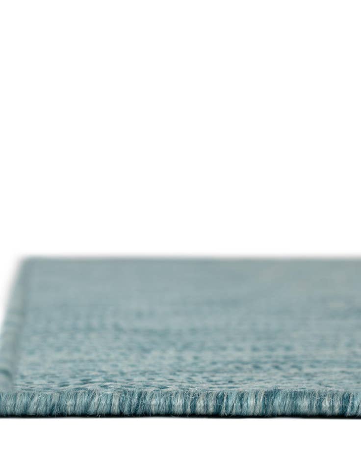 Detail image of 7' x 10'  Washable Modern Indoor / Outdoor Rug