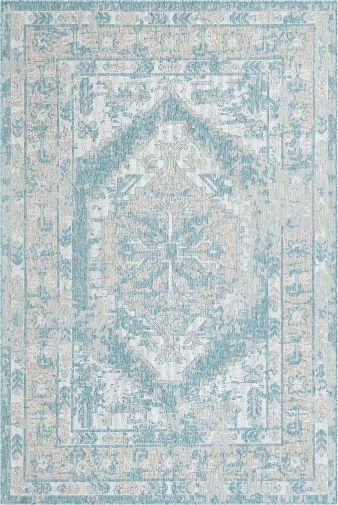 6' x 9' Easy-Clean Traditional Indoor / Outdoor Rug