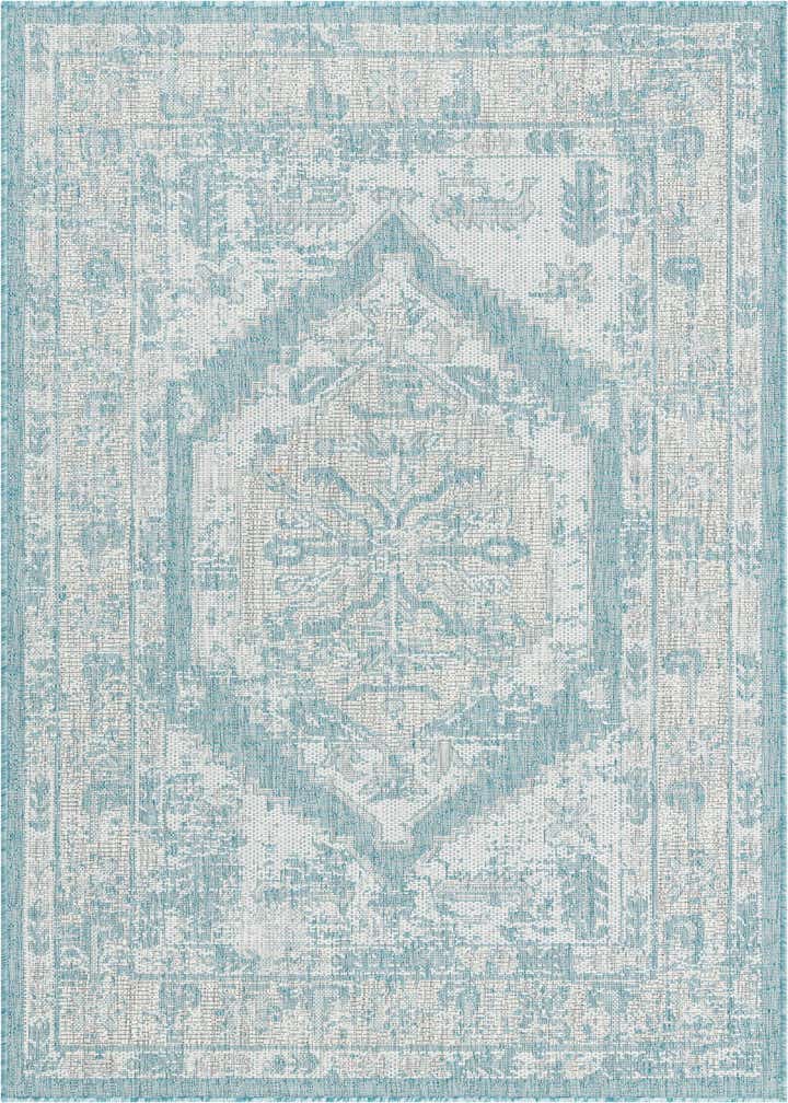 4' x 6' Easy-Clean Traditional Indoor / Outdoor Rug