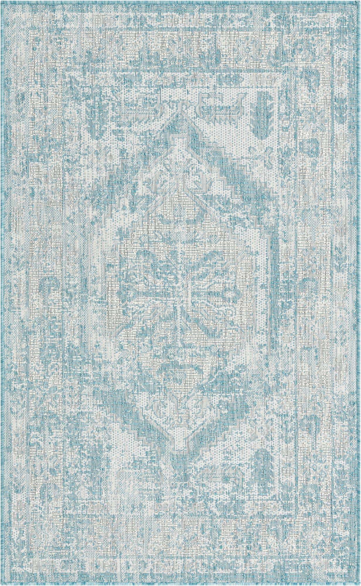3' x 5' 3 Easy-Clean Traditional Indoor / Outdoor Rug