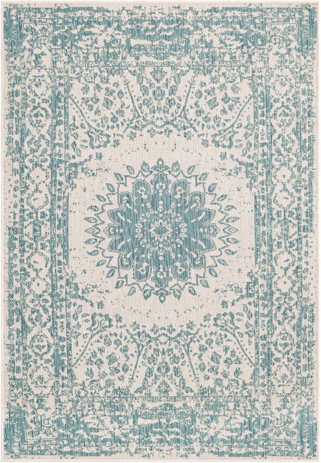 Detail image of 4' x 6' Easy-Clean Traditional Indoor / Outdoor Rug