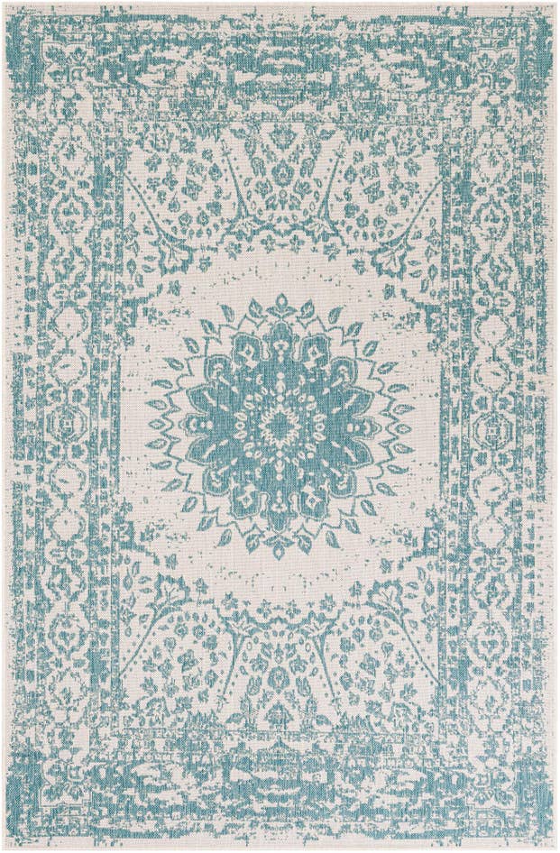 Detail image of 5' 3 x 8' Easy-Clean Traditional Indoor / Outdoor Rug
