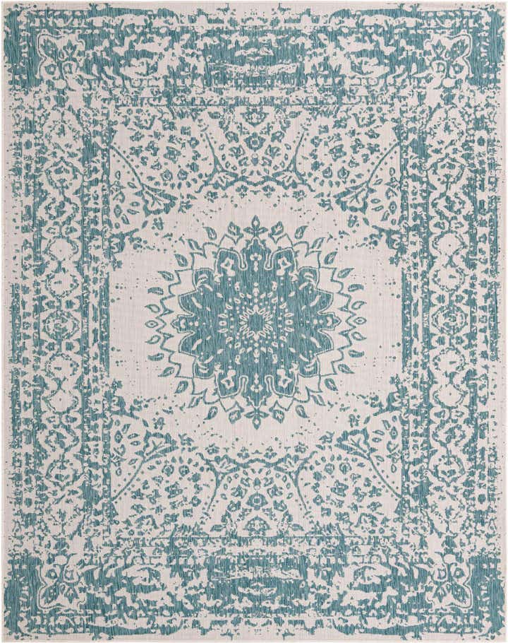 7' 10 x 10' Easy-Clean Traditional Indoor / Outdoor Rug