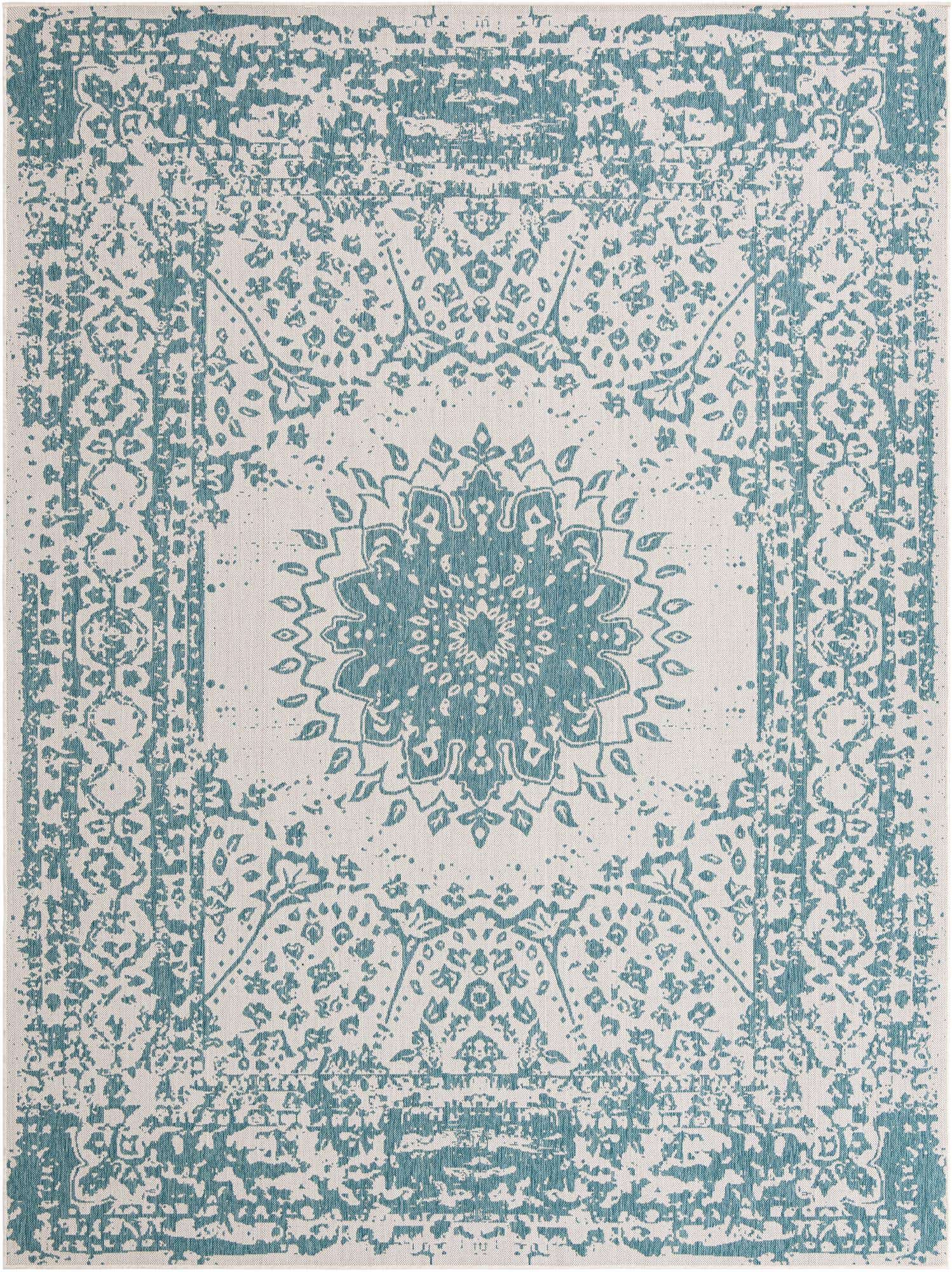 9' x 12' Easy-Clean Traditional Indoor / Outdoor Rug