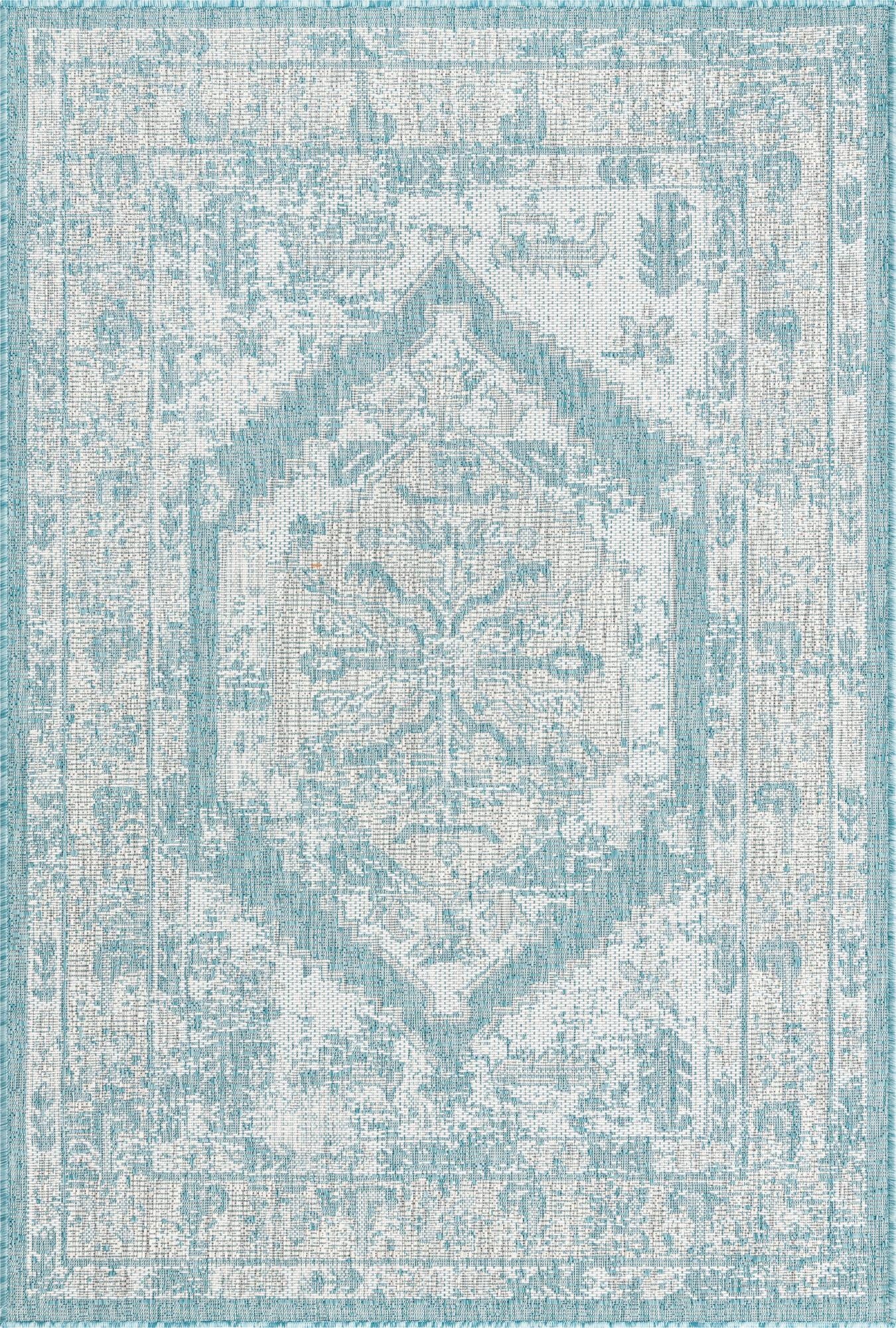 4' x 6'  Washable Traditional Indoor / Outdoor Rug