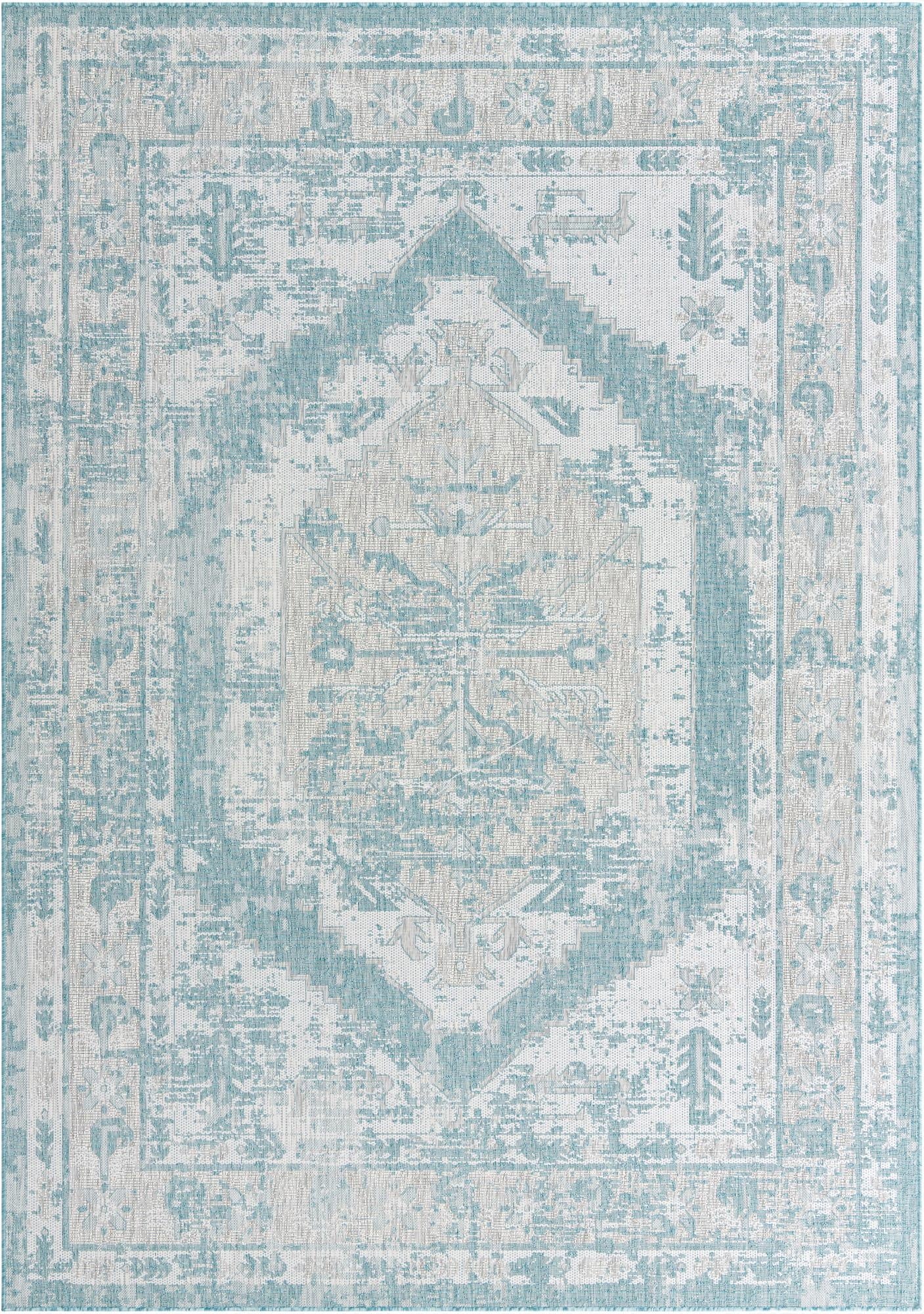 7' 10 x 11'  Washable Traditional Indoor / Outdoor Rug