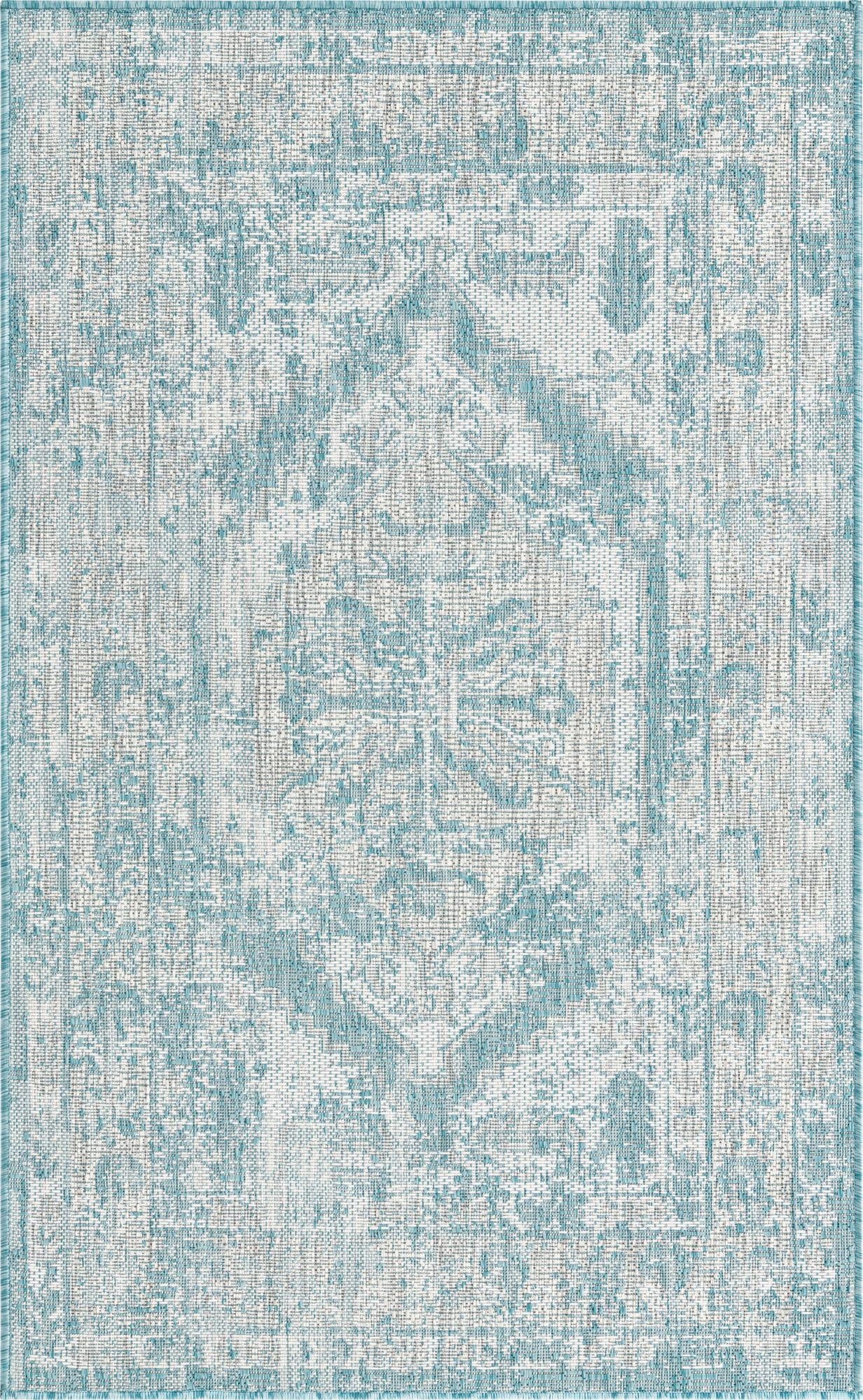 3' x 5' 3  Washable Traditional Indoor / Outdoor Rug