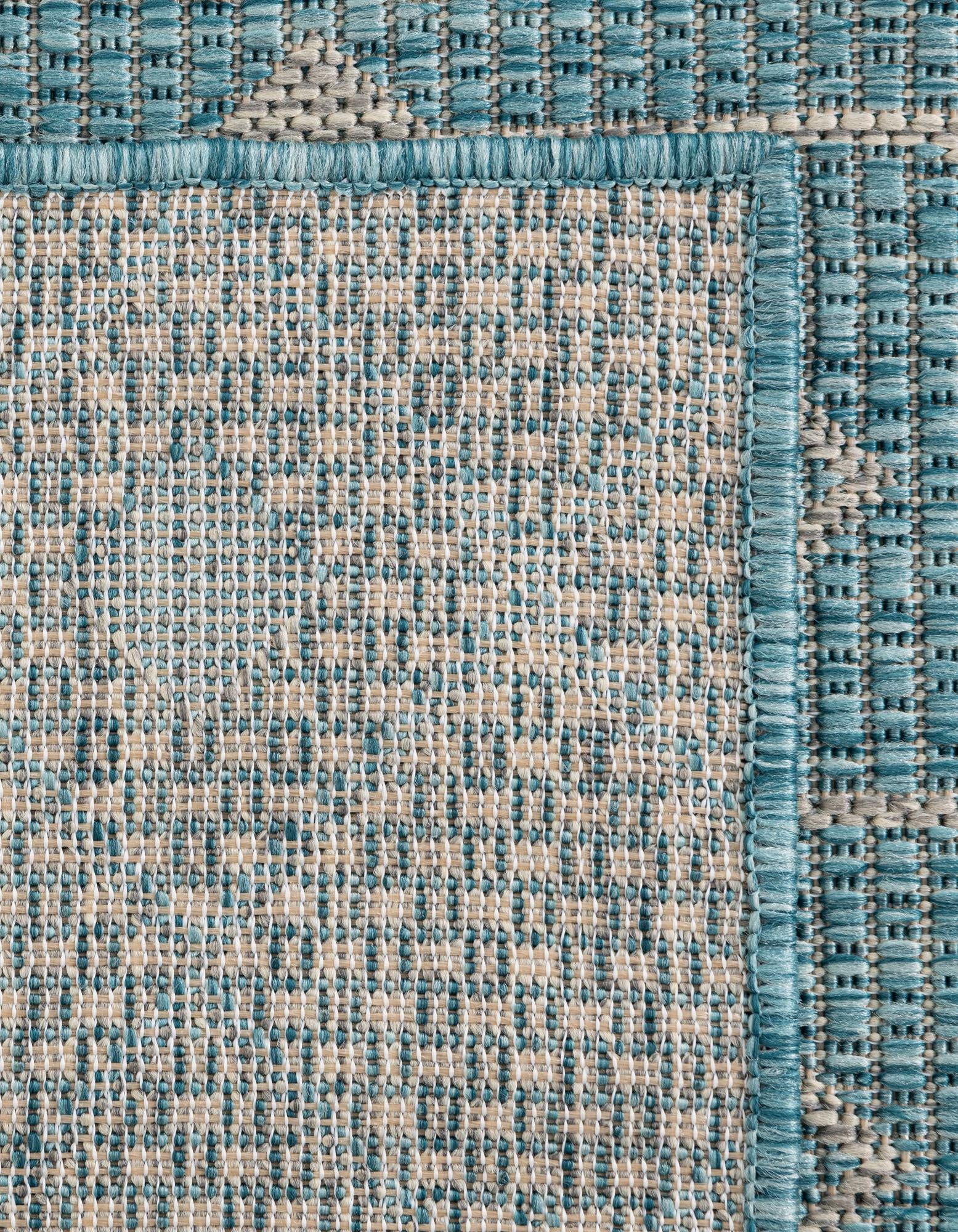 4' x 6' Easy-Clean Trellis Indoor / Outdoor Rug