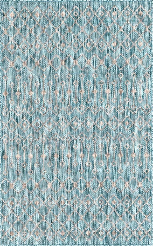 Detail image of 5' 3 x 8' Easy-Clean Trellis Indoor / Outdoor Rug